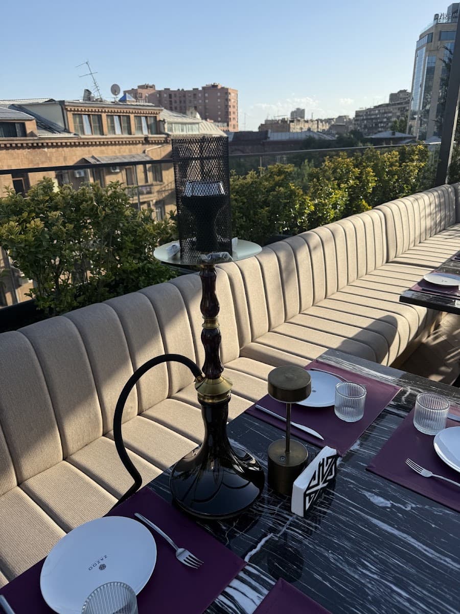 Zazoo Rooftop Lounge